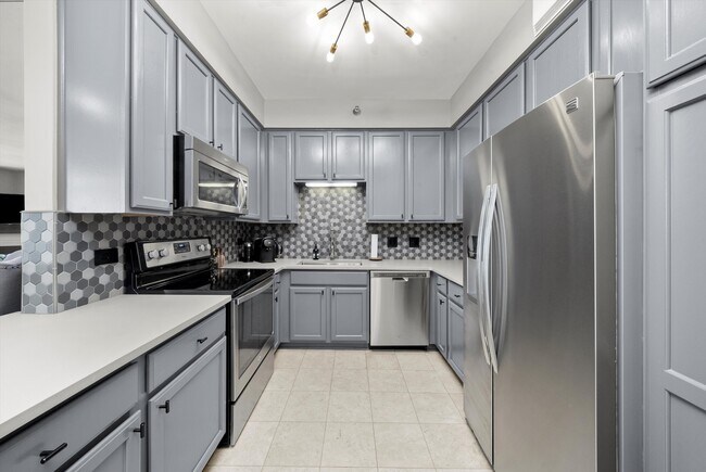 Building Photo - 435 W Erie St