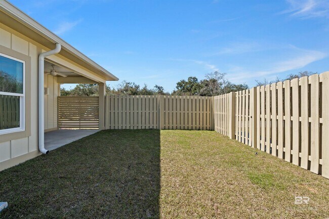 Building Photo - 501 Cotton Creek Dr