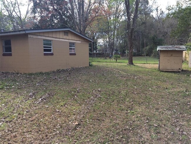 Building Photo - 6979 Muffet Ct