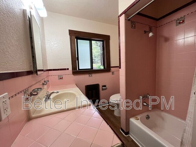 Building Photo - 24665 Birch St