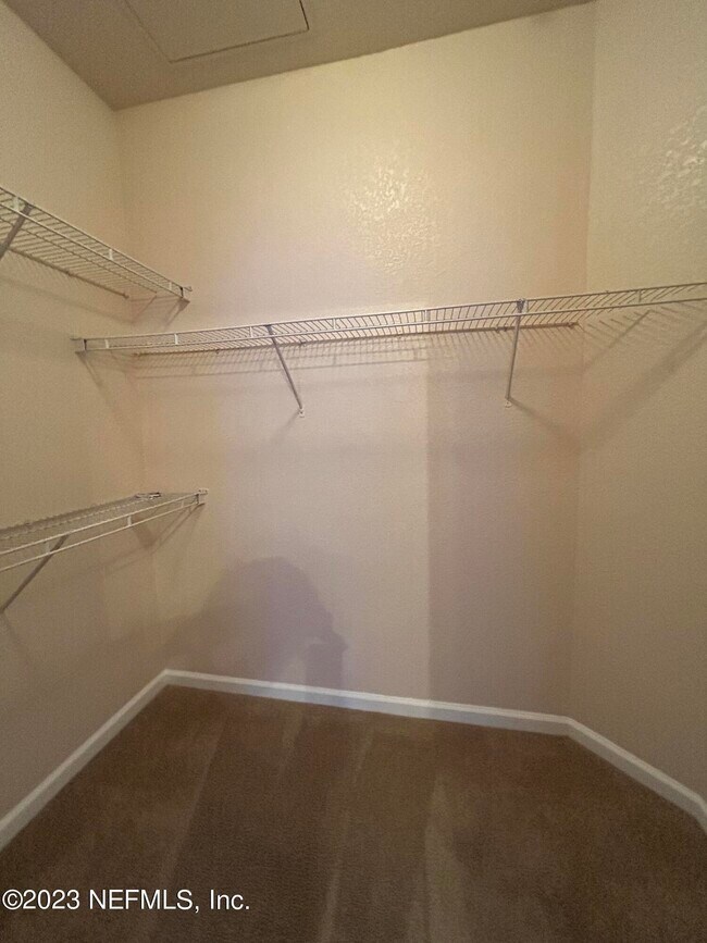 Building Photo - 8290 Park Way