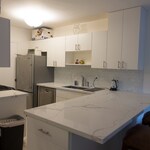 Building Photo - 6904 N Kendall Dr