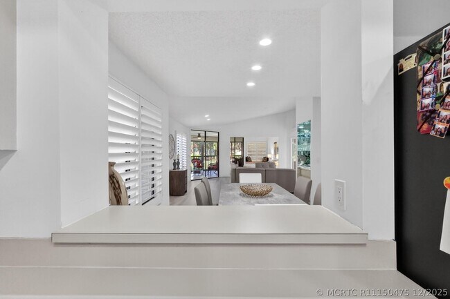 Building Photo - 15314 Strathearn Dr