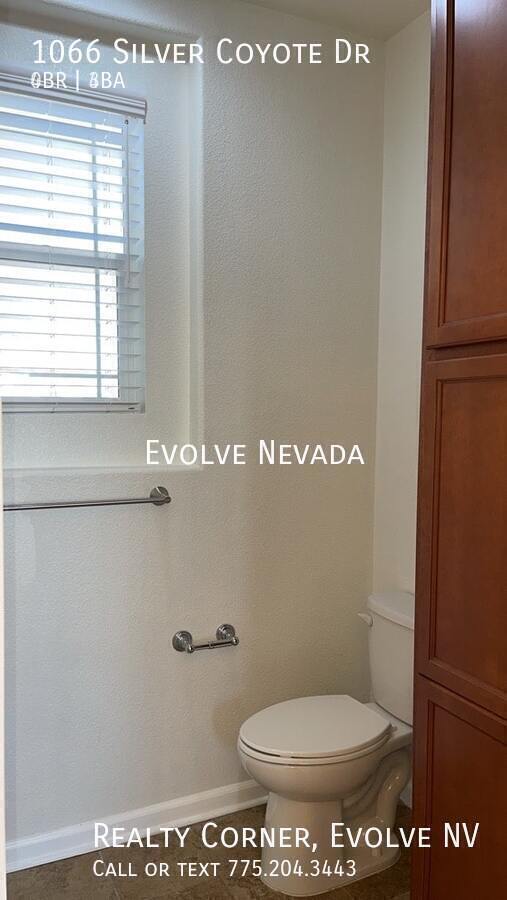 Building Photo - 1066 Silver Coyote Dr