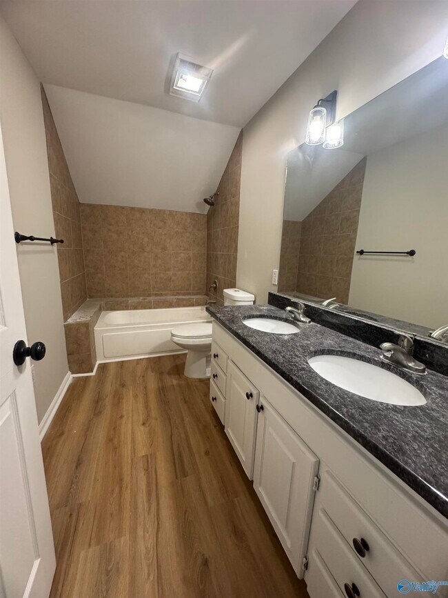 Building Photo - 108 Suffolk Dr