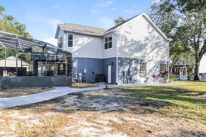 Building Photo - 1026 Woodflower Way