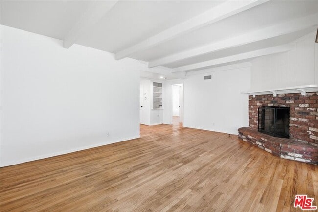 Building Photo - 12818 Hatteras St
