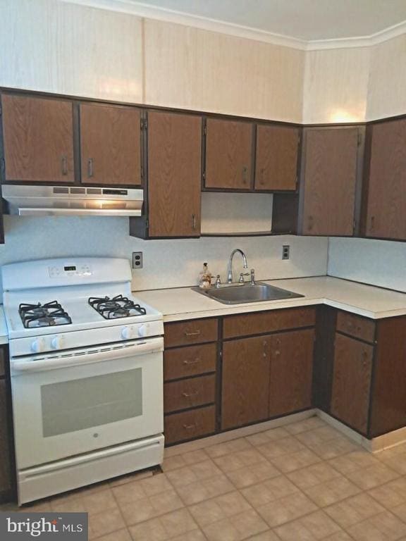 Building Photo - 652 Jamestown Ave.