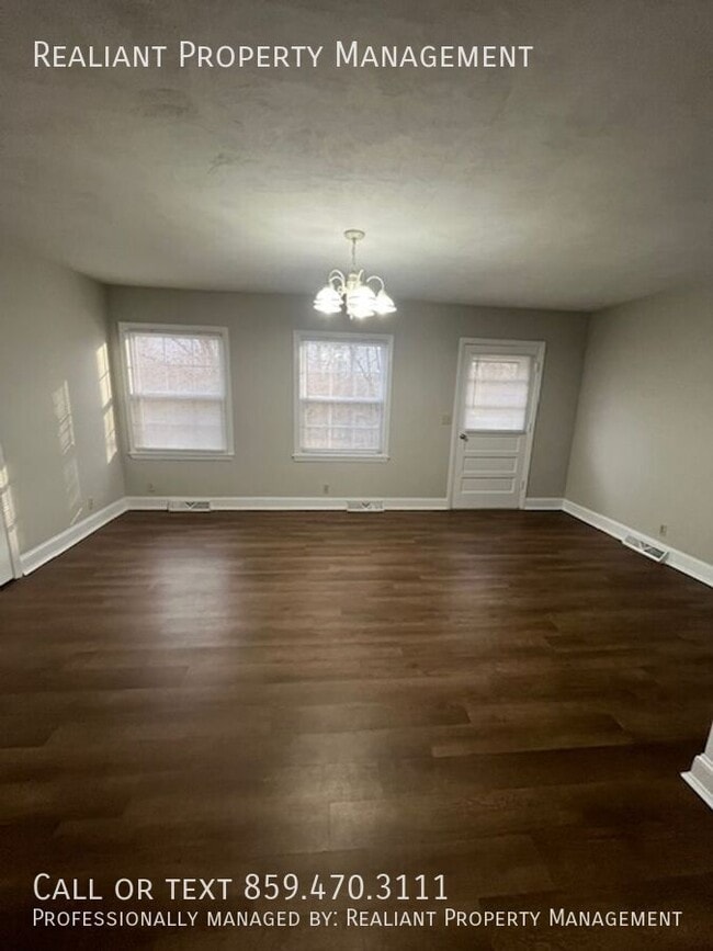 Building Photo - 508 W Main St