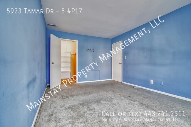 Building Photo - 5923 Tamar Dr
