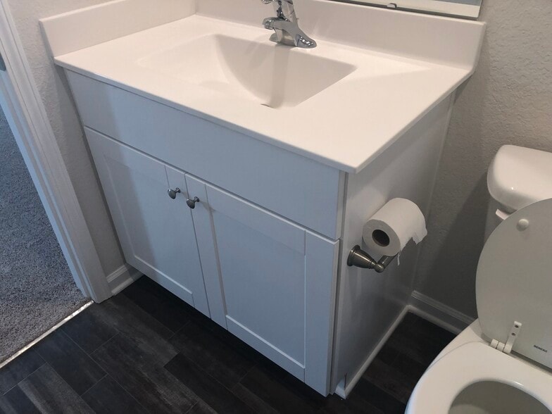 Building Photo - 225 Chandler Ct