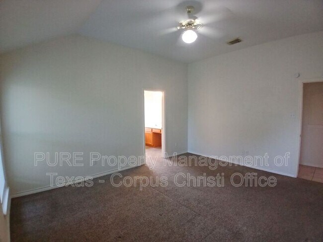 Building Photo - 7609 Cold Springs Dr