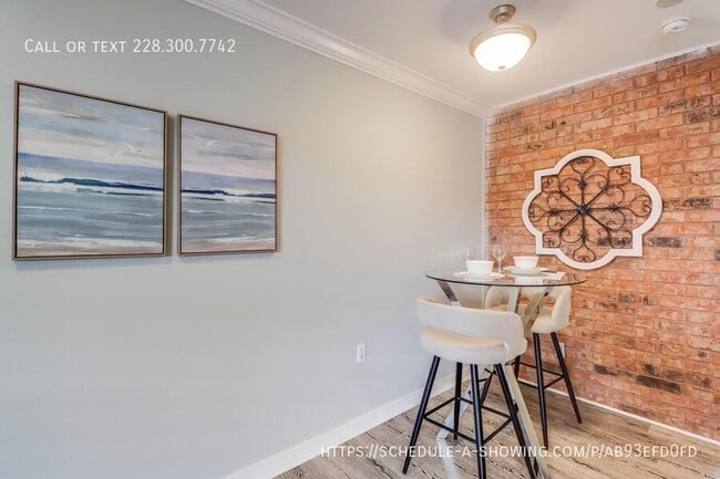 Building Photo - 1282 Beach Blvd