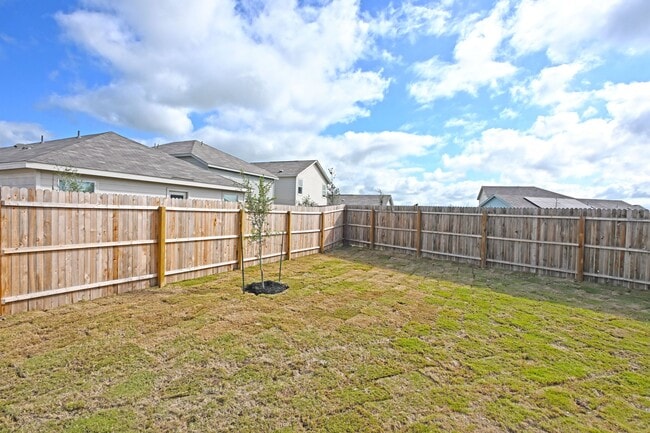Building Photo - 7411 Spinel Way