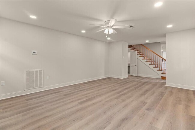 Building Photo - 6419 Caldwell Dr