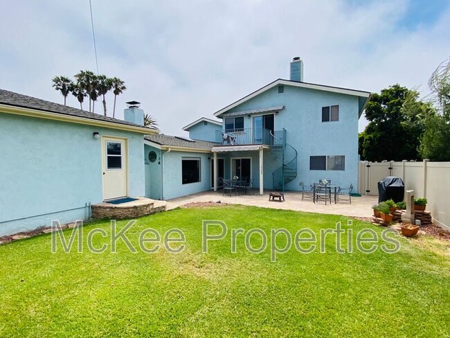 Building Photo - 1253 California St