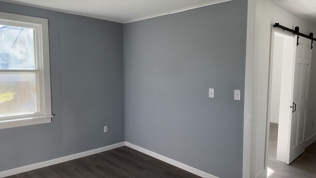 Building Photo - 3 Bedroom For Rent Bowling Green MO