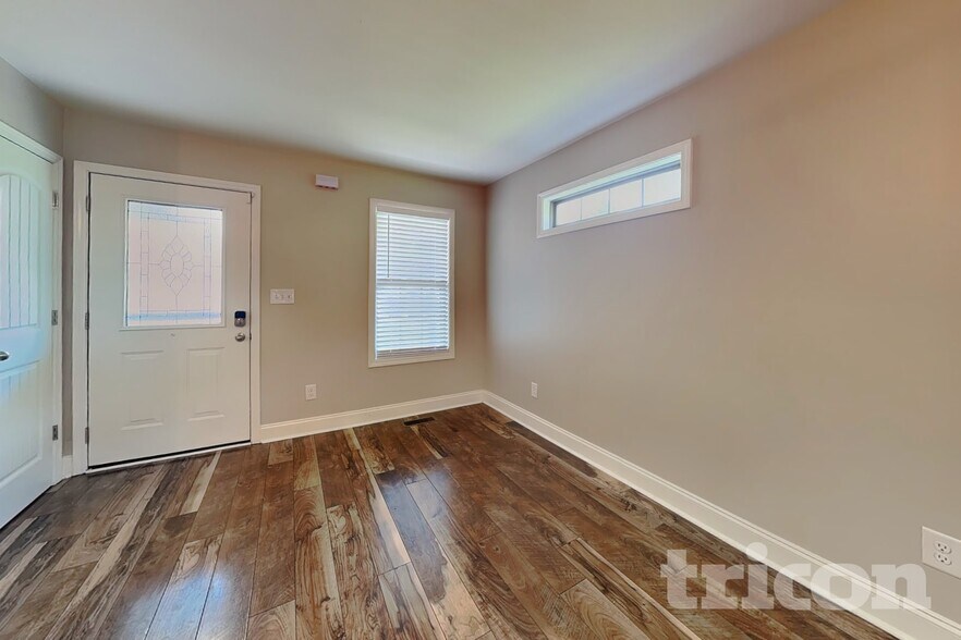 Building Photo - 515 Magnolia Dr