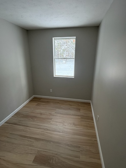 Building Photo - 1669 Seaman Rd