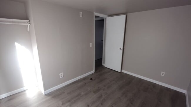 Building Photo - Large 4 Bedroom 2 Bath Home in Granbury - Indian Harbor