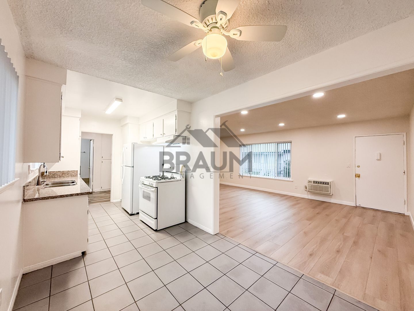 Building Photo - 5131 Buffalo Ave