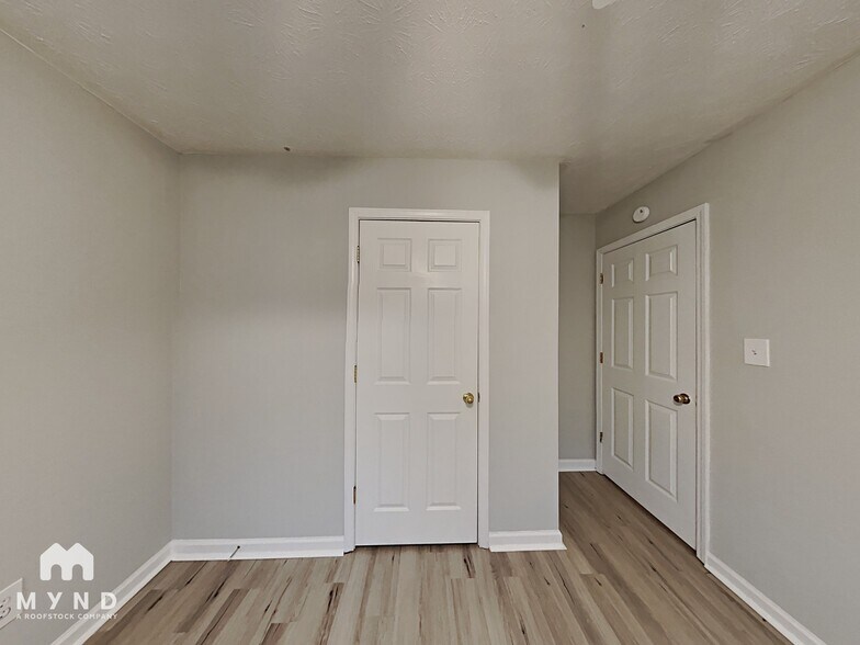 Building Photo - 11190 Knotty Pine Pl