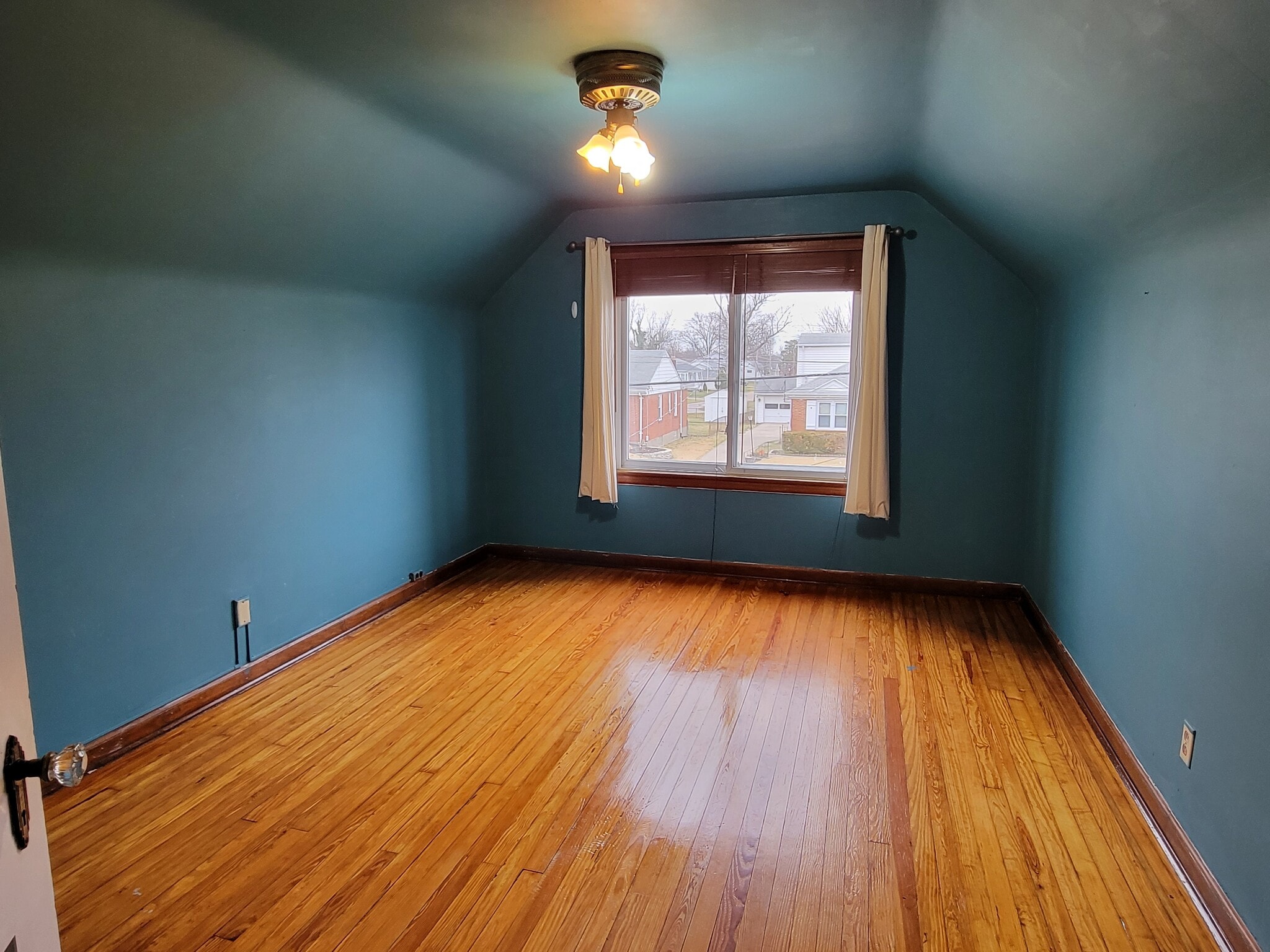 Building Photo - 4317 Duneden Ave