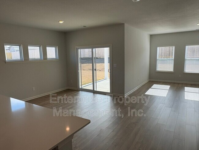 Building Photo - 55 Burr Oak Cv