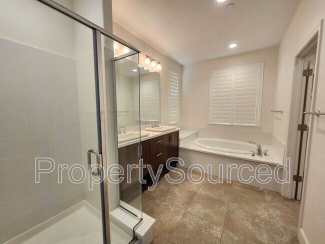 Building Photo - 17894 Amador Dr