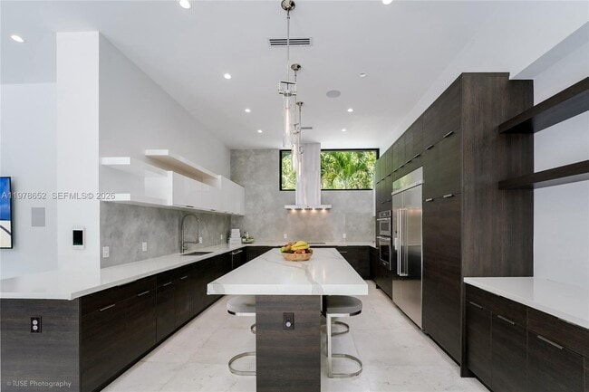 Building Photo - 56 Samana Dr