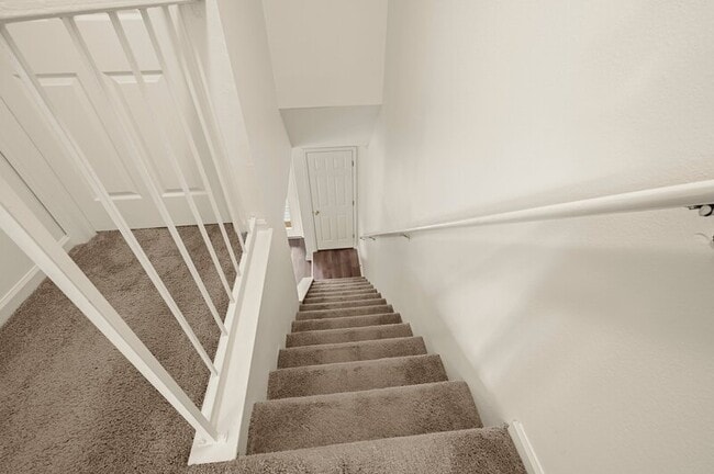 Building Photo - 5374 Rosedown Ct