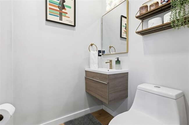 Building Photo - 5228 Dresden Wy