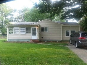 Building Photo - 4733 Adler Ave