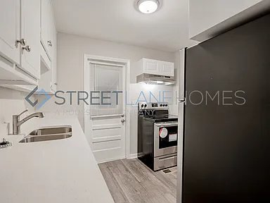 Building Photo - 244 Wickham Dr