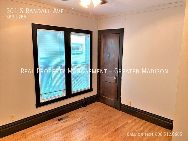 Building Photo - 301 S Randall Ave