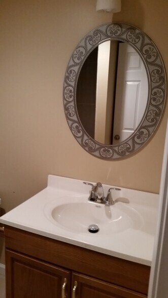 Building Photo - 505 S Cleveland Ave