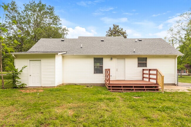 Building Photo - 164 Cedarwood Ct