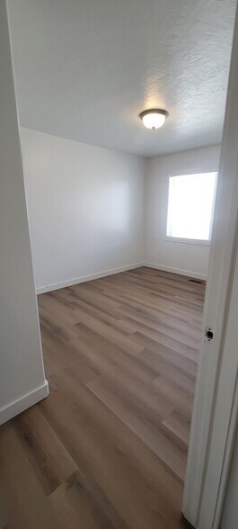Building Photo - 1255 W 2401 S