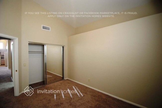 Building Photo - 7126 N 81st Dr