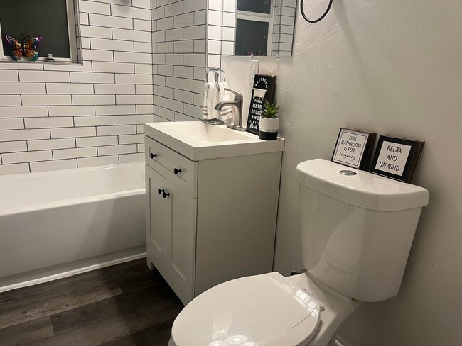 Interior Photo - Coronado Court Apartment Homes