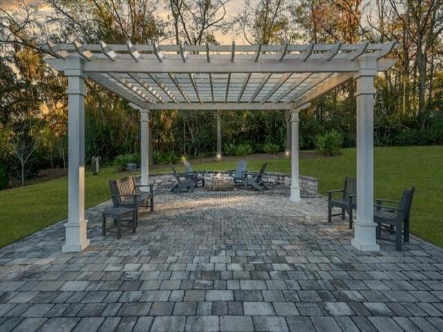 Building Photo - 419 Glenview Dr