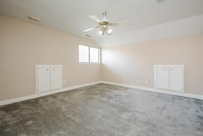 Building Photo - 17407 Widmore Pl