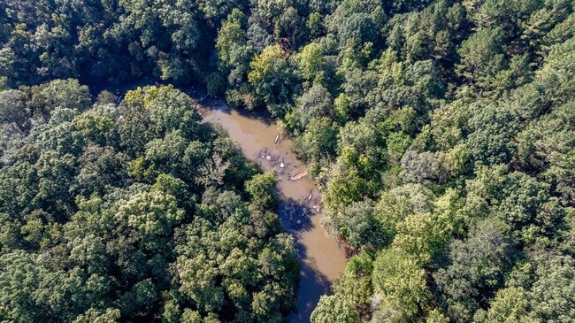 Building Photo - 1070 Riverwalk Point