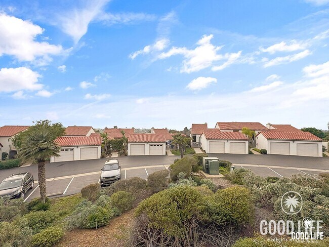 Building Photo - 2B/2BA Carlsbad Condo with Unobstructed Ocean Views & Semi-Private Laundry Room