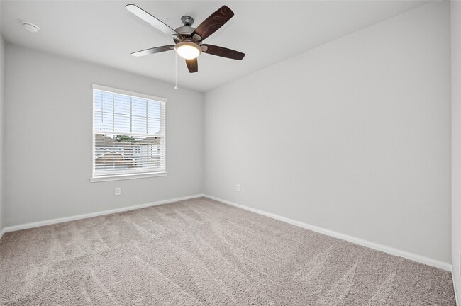 Building Photo - 4818 Blue Jacaranda Wy