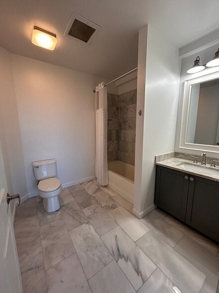 Building Photo - 1 Cityview Ln