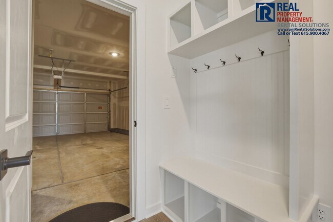 Building Photo - BRAND NEW luxury 5BD 4BA home w/ neighborhood pool! Triple Rockvale Schools! Internet included!