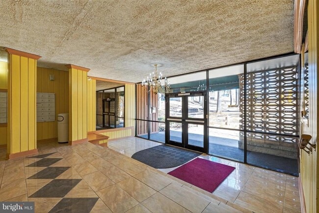 Building Photo - 1804 Metzerott Rd