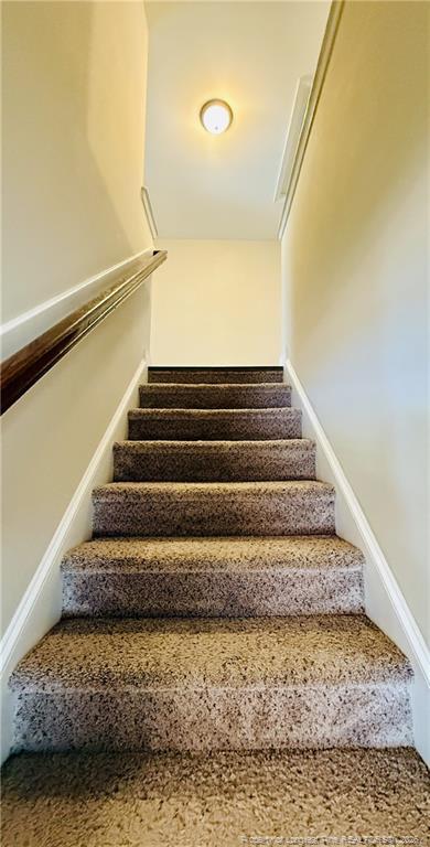 Building Photo - 848 Bellingham Way