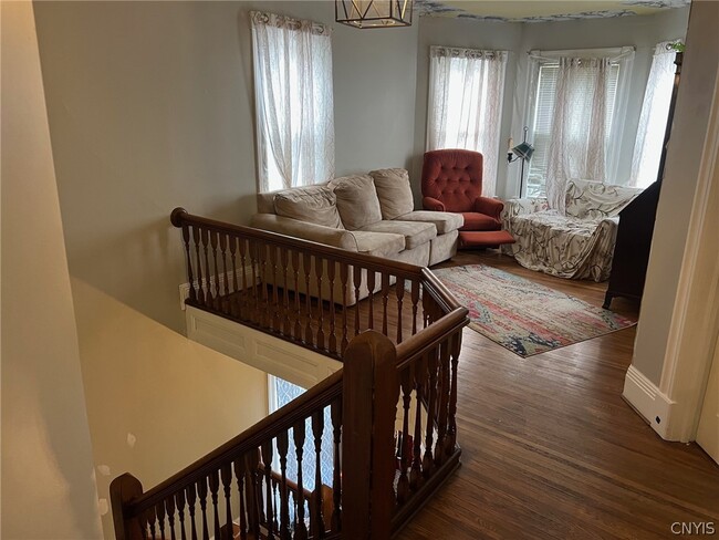 Building Photo - 110 Clinton Pl